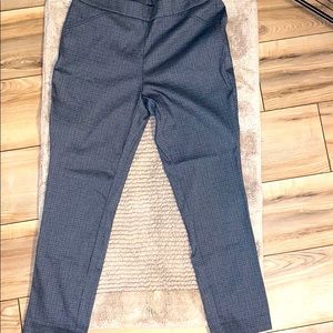 Anne Klein Large Grey Micro-plaid dress pants